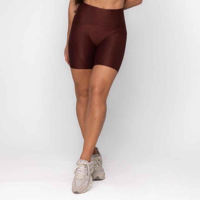 Short Shape Marrom