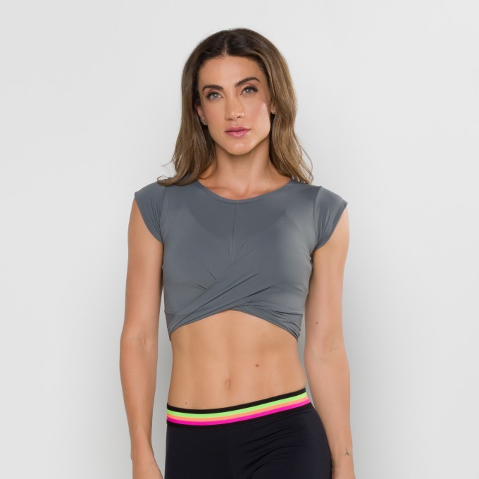 Cropped Transpassado com Manga Cinza