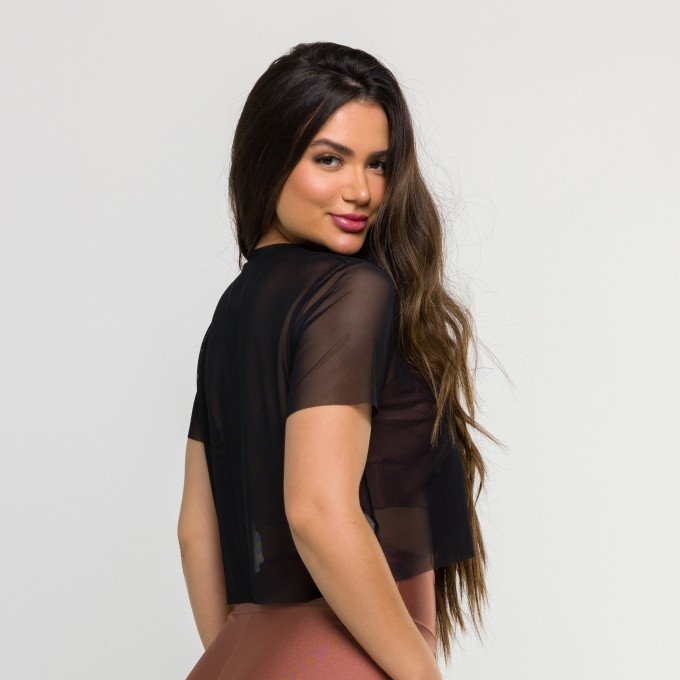 Cropped de Tule Manga Curta Preto
