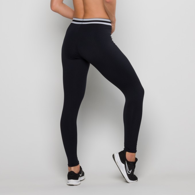 Calça Legging Preta com Elástico Preto e Branco