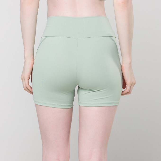 Short Oxy Verde Aloe com Recortes