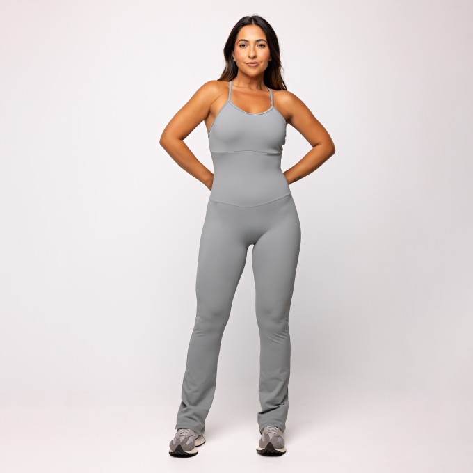 Macacão Fitness Flare Cinza