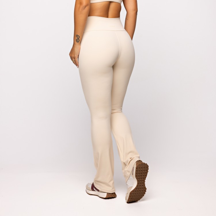 Calça Flare Off White