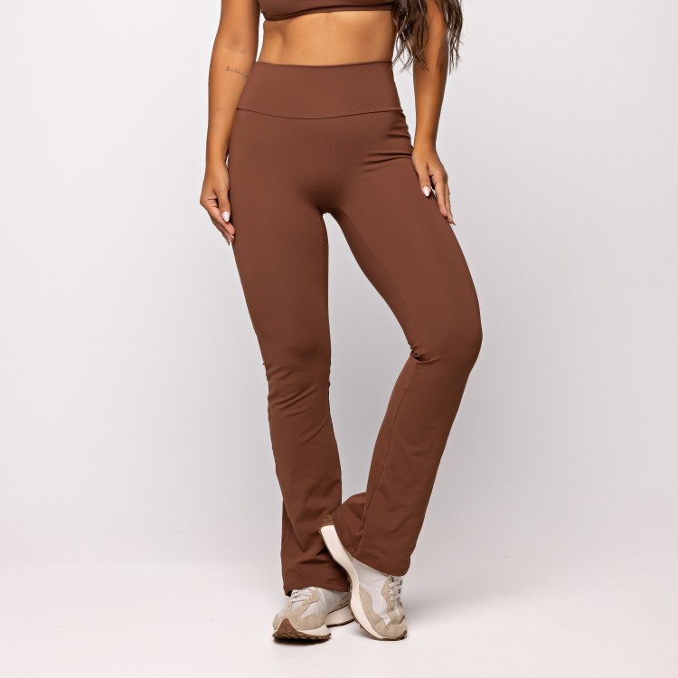 Calça Flare Marrom