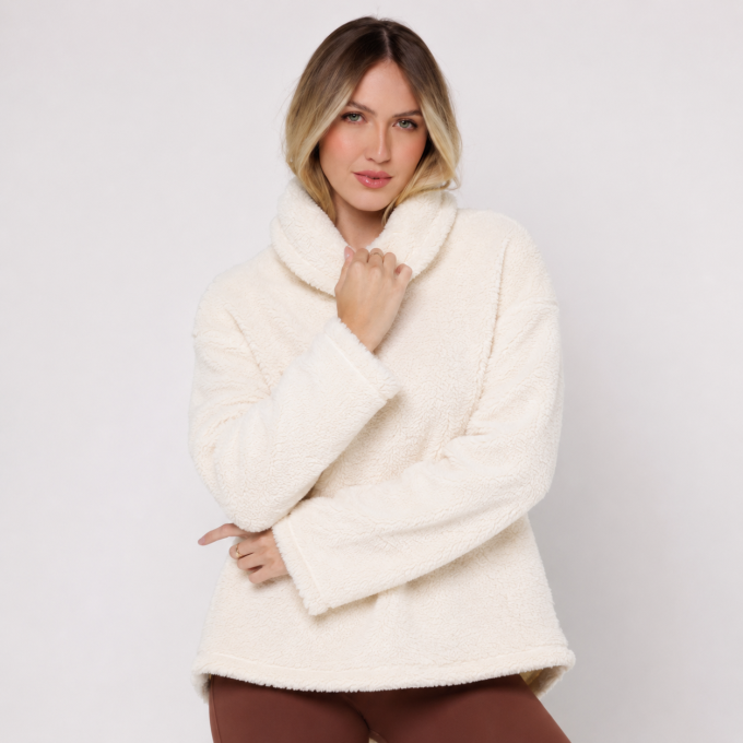 Casaco Gola Alta Peluciado Off White